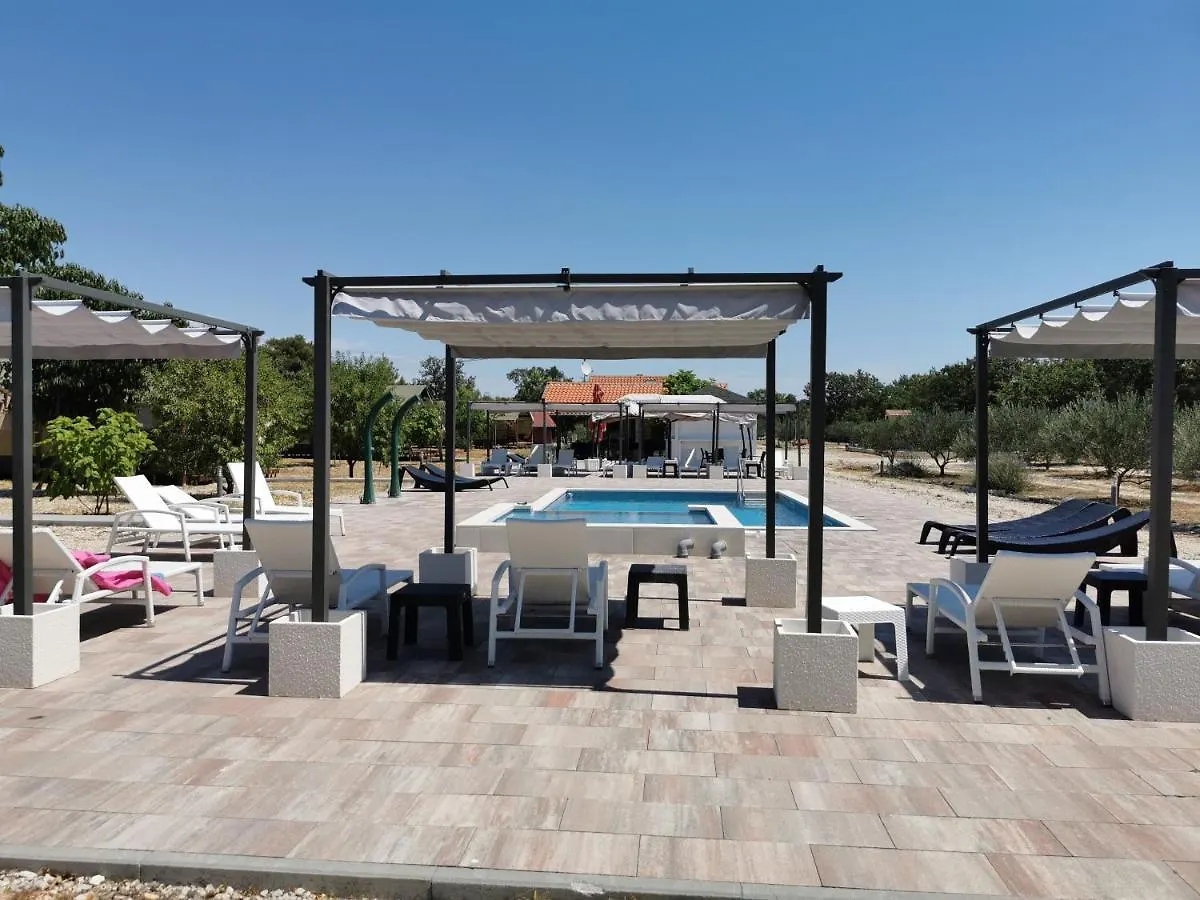 Grande Glamping Hotell Biograd Na Moru Lyxtält
