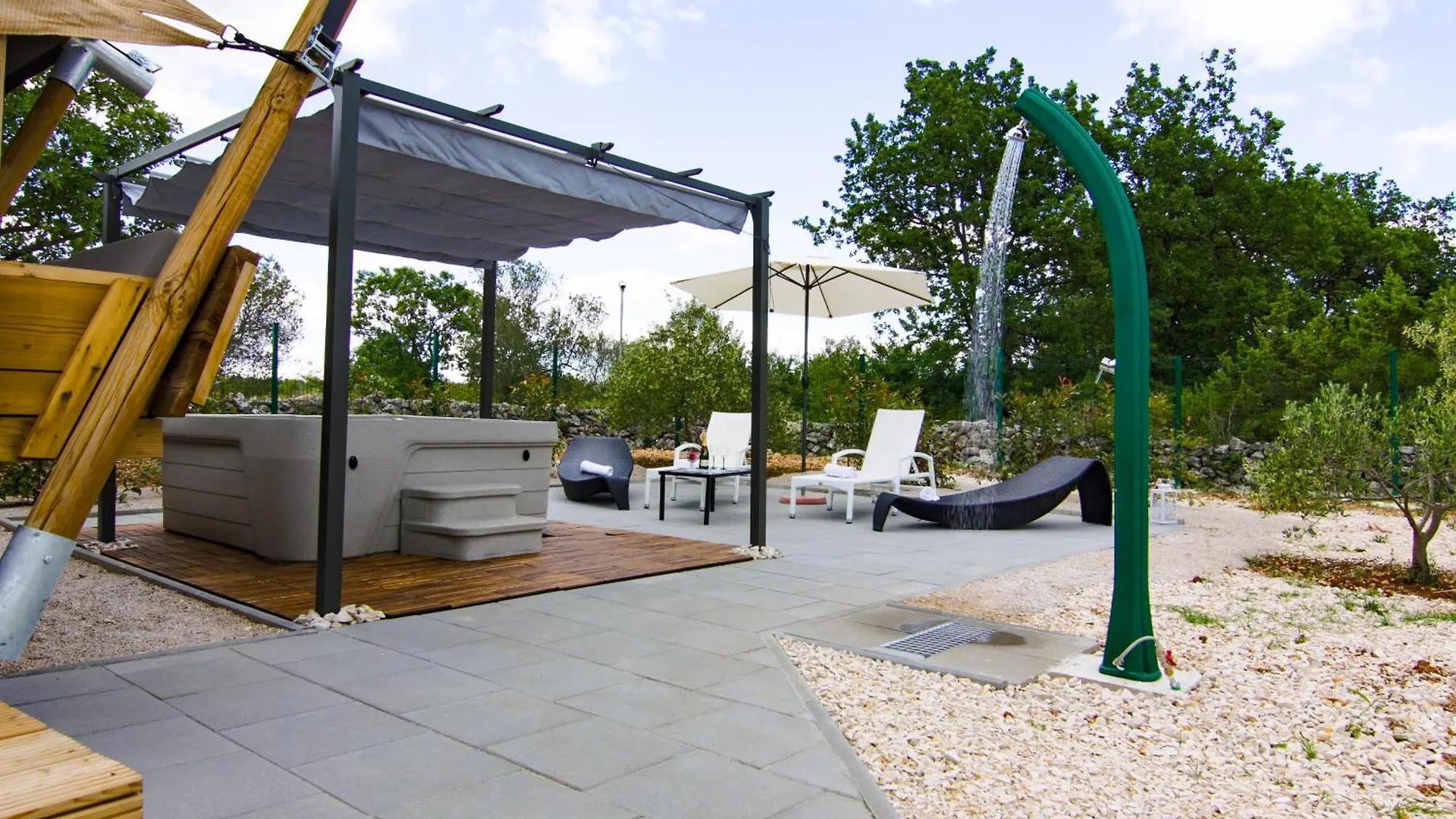 Grande Glamping Hotell Biograd Na Moru 0*,  Kroatien