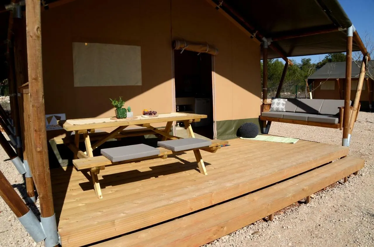 Hotel Grande Glamping Weißenburg 0*,
